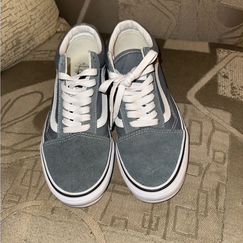 Vans Men's Gray and White Sneakers